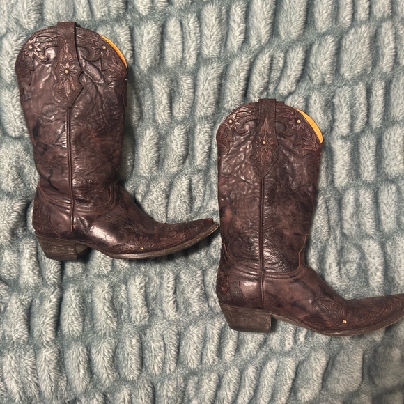 Old Gringo Mustard Leather Interior - Picture 2 of 7